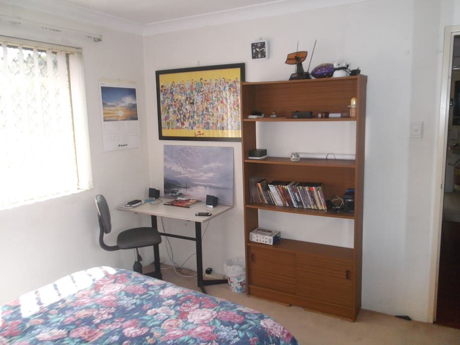 Computer facilities, lots of power points and bookshelf