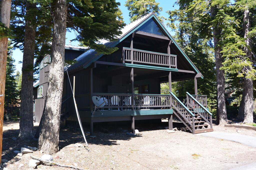Front entry off of street to large covered deck.