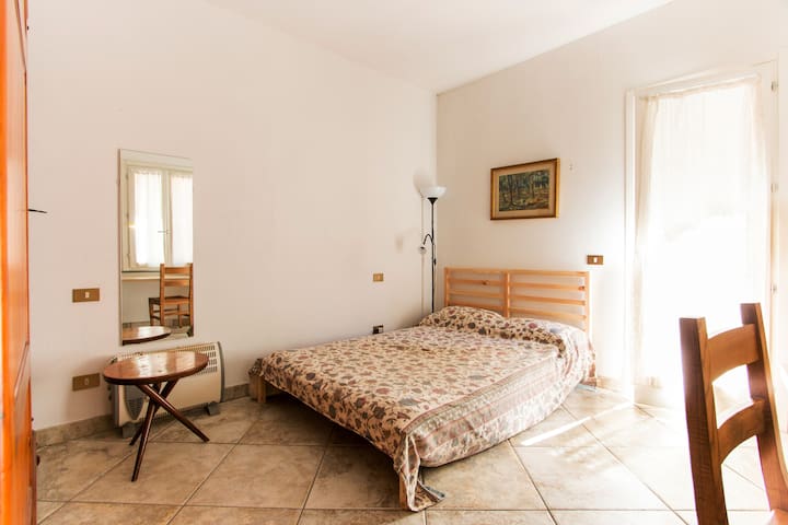 2 minutes from the Leaning Tower, with balcony