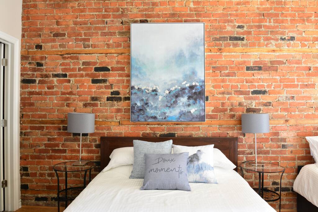 Close up on bedroom #2