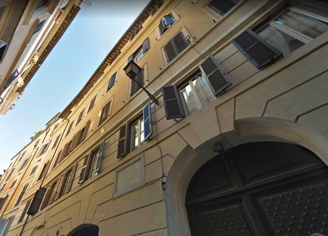 Casa Rossini; a historic house with a modern touch gallery image 3