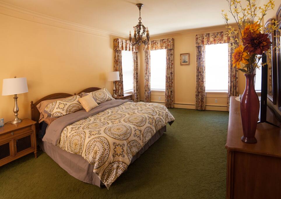 Spacious Master Suite
