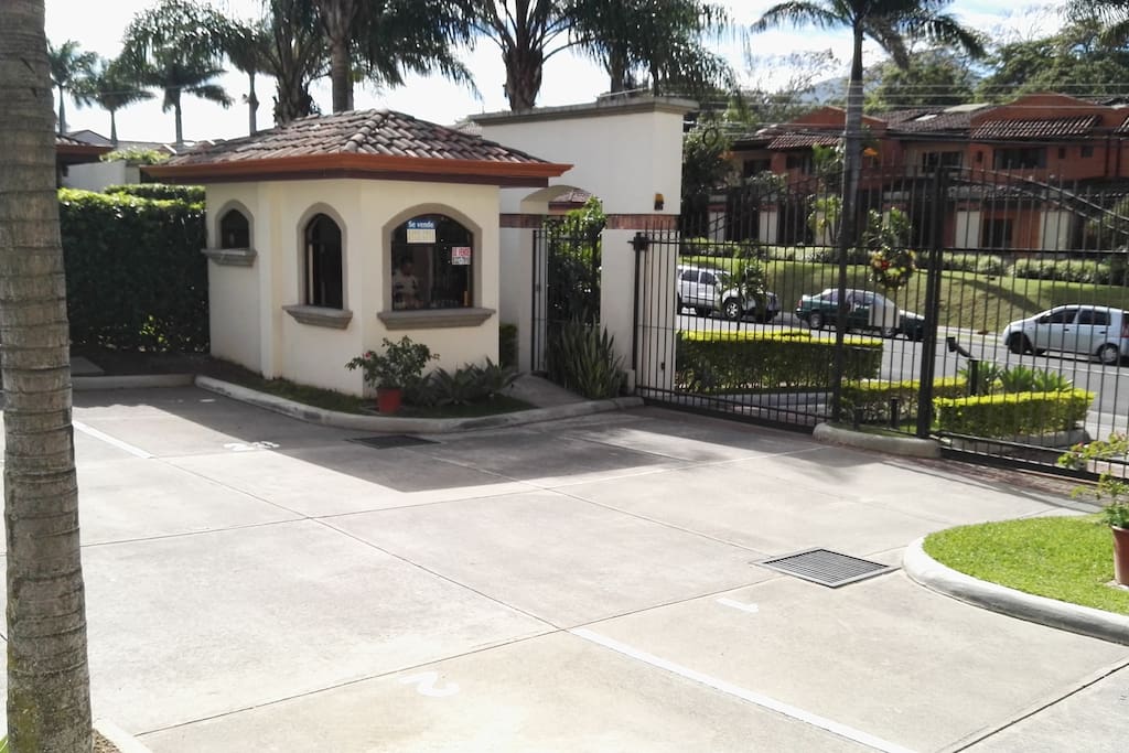 Private entrance to the condominium with 24 hours security