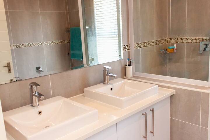 Home away from home Durbanville gallery image 4