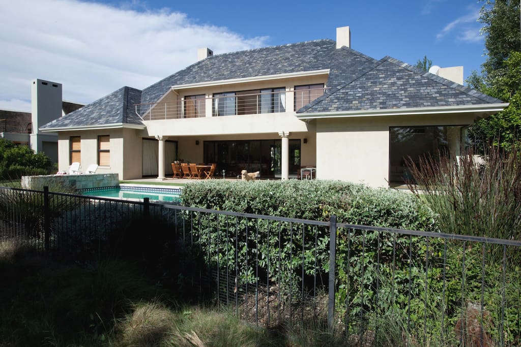 Prime view of the golf course and wine lands from pool deck.