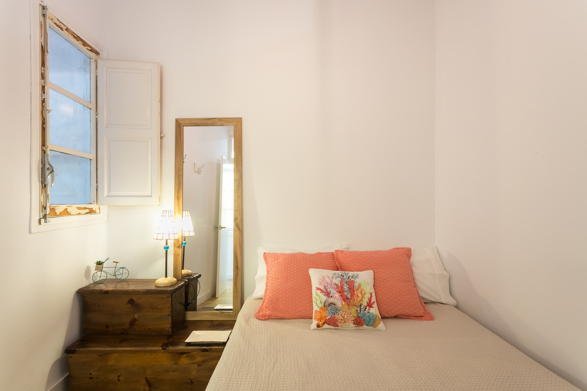 San Juan Beach Flat — view 6