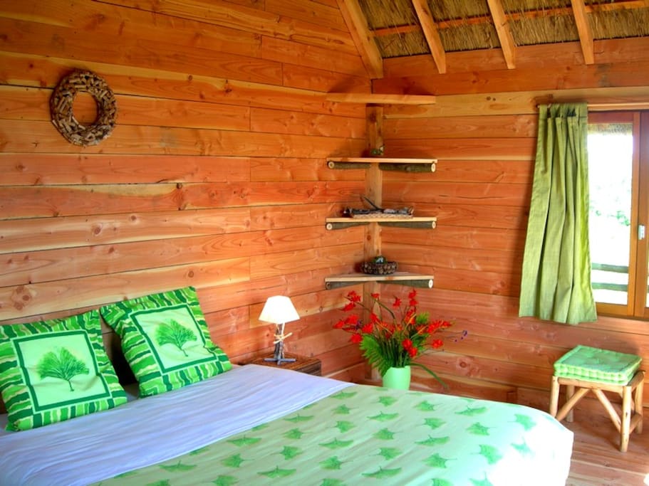 Intérieur cabane "rouge-gorge"