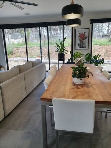 Pet Friendly Country Retreat with secured dog yard gallery image 3