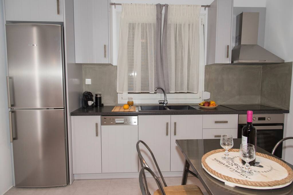 The kitchen - living room