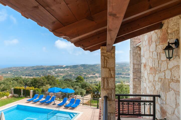 Deluxe Stone-made villa with Private pool gallery image 2