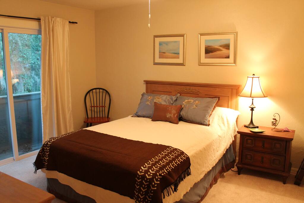 Guest bedroom