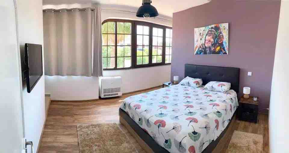 סוויטה ראשית בקומה הראשונה