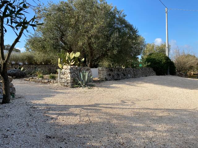 Trullo for 6 – Peace & Privacy at Trullobrullo gallery image 2