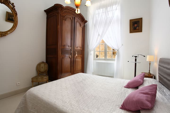 The chambre.