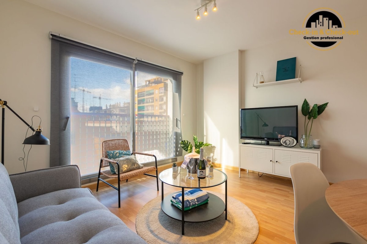 Top performing Airbnb: La Rosaleda Apartment in Capuchinos