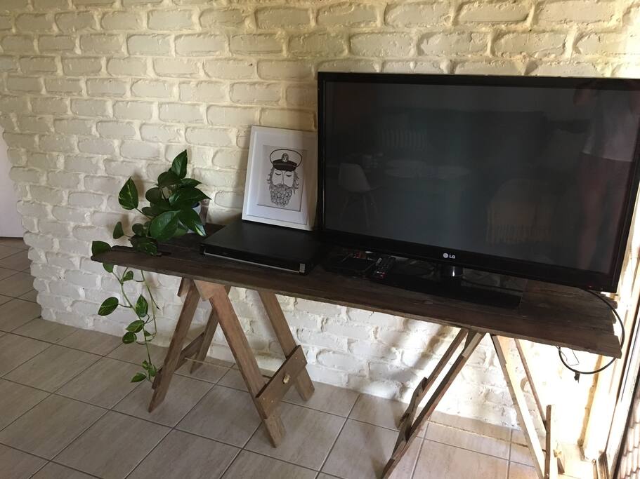 TV and DVD player