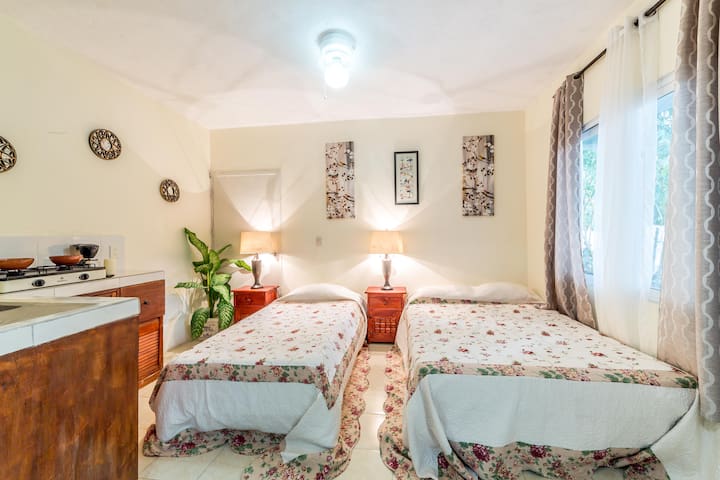 Chac Mool Suite @ Mayan Villas Rentas Hotel