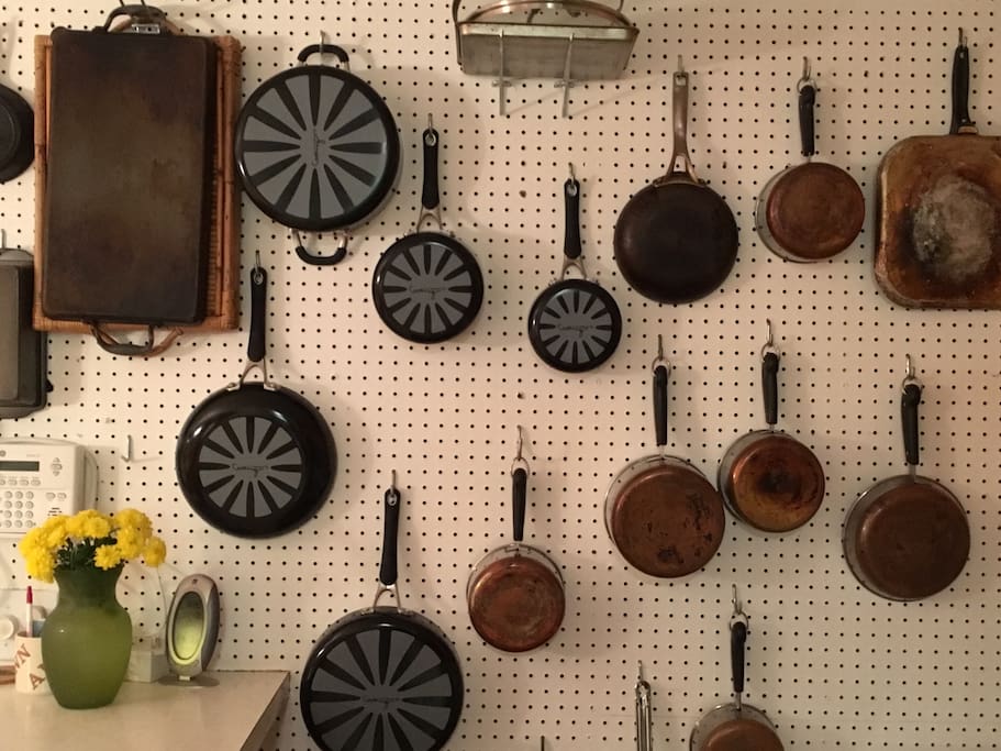 Plenty of Pots, Pans and Cooking tools.