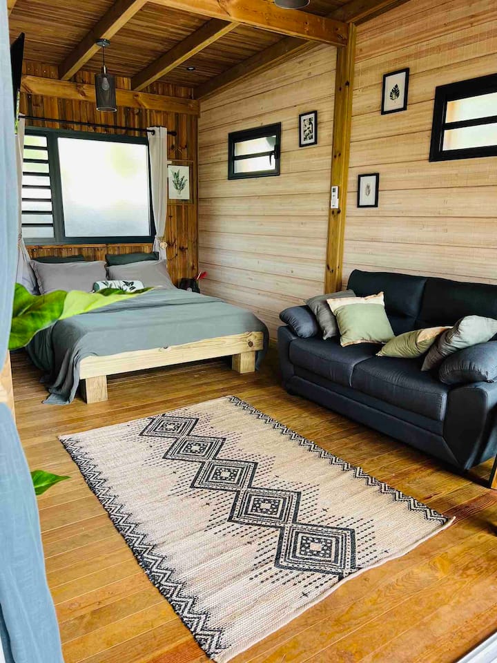 Kitanda maradufu, shuka tambarare, mto na duveti 