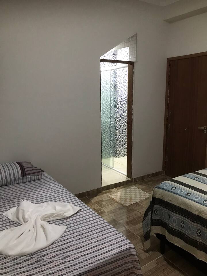 Ambienti i dhomës së gjumit