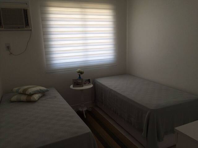 Beautiful apart, close to HSBC arena n Rio Centro. gallery image 5