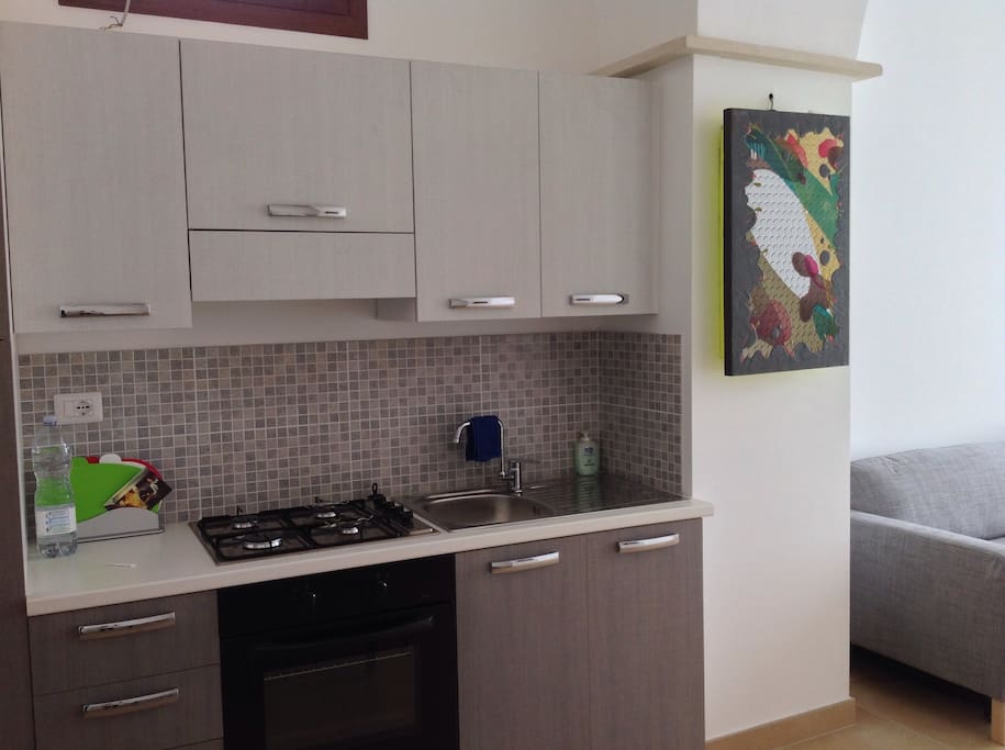 fully fitted kitchen