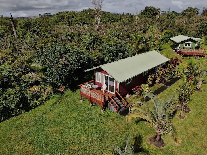 Puna Rainforest Retreat Hotspring Purple Passion Cottages for Rent