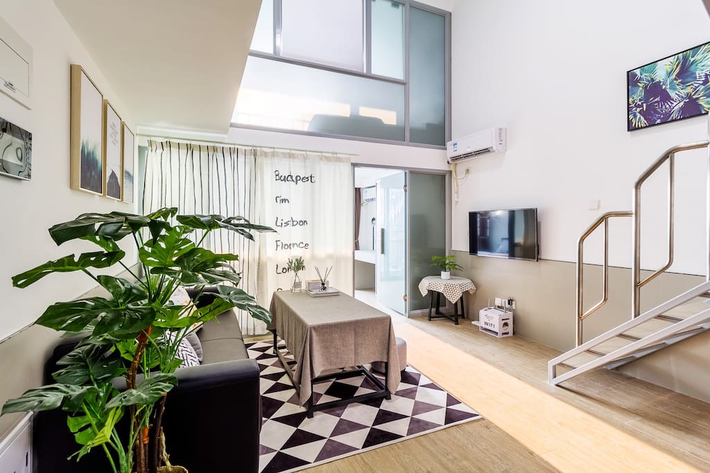 first floor:living room 一楼客厅