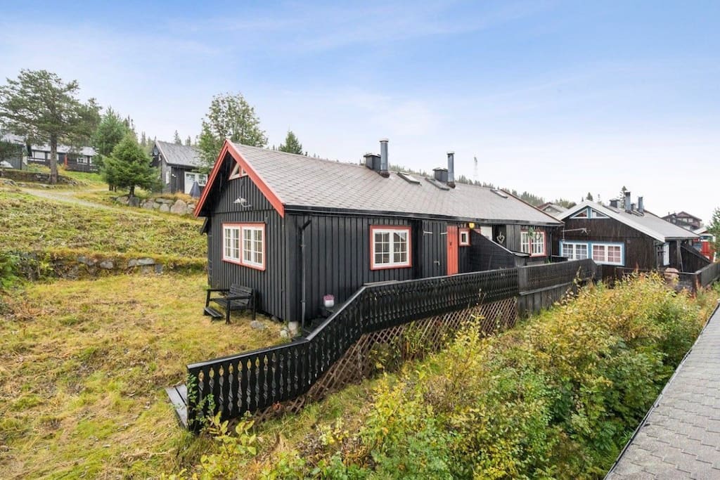 Skihytte i alpinlandsbyen -Sandumlia - Cabins for Rent in Noresund