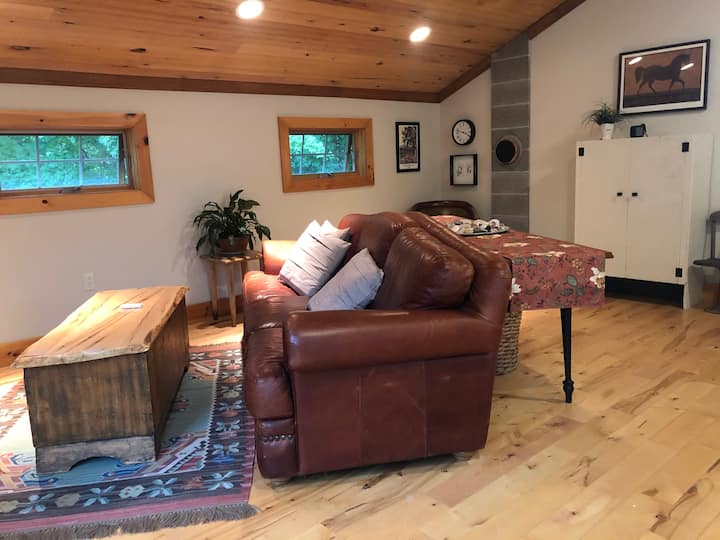South Mountain Guest Suite - Vermont