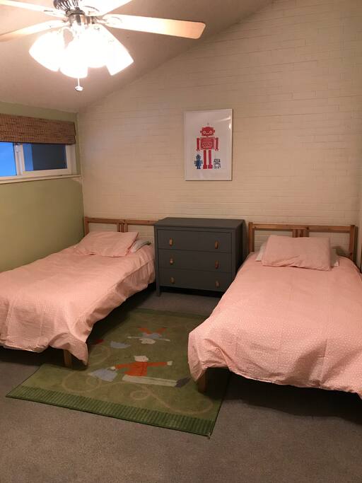Basement 2 singles, 1 toddler bed, 2-single floor mattresses