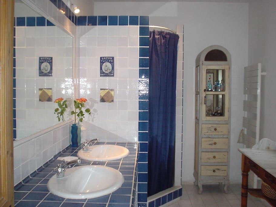 Une salle de bain privative