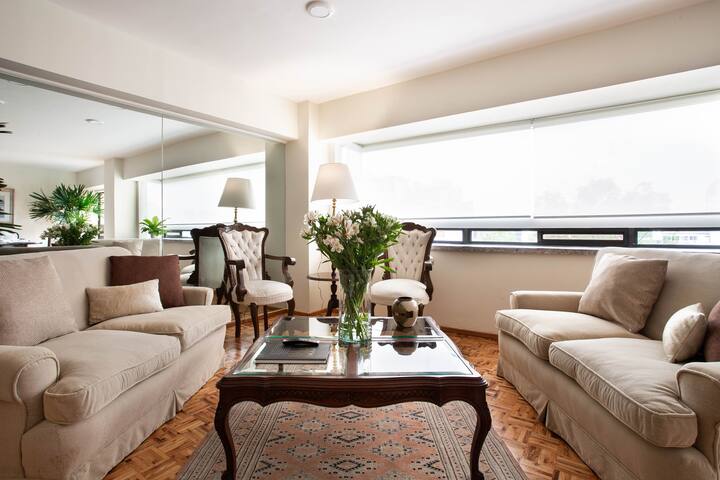 Cozy Apartment with tree lined views in Condesa gallery image 4