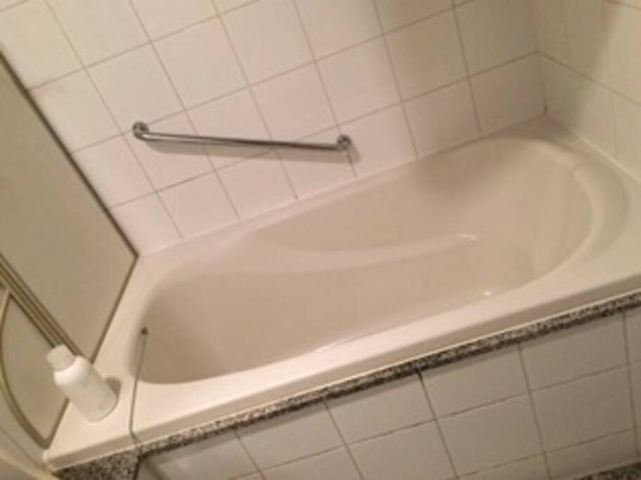 big bathtub