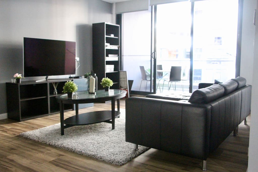 Living room - day