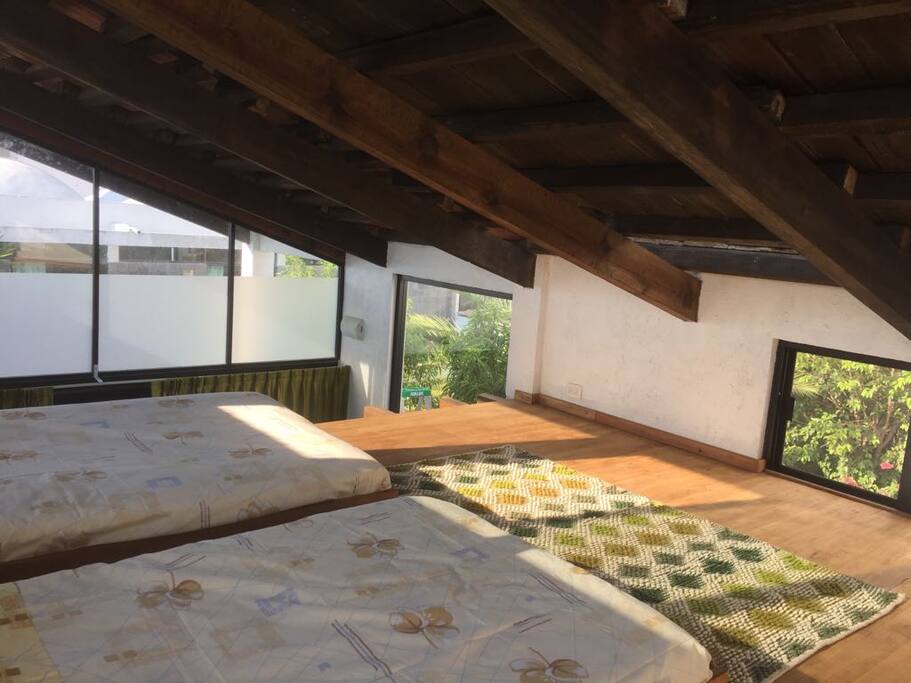 habitación doble en tapanco, con vistas a la Peña de Bernal y fantásticos atardeceres