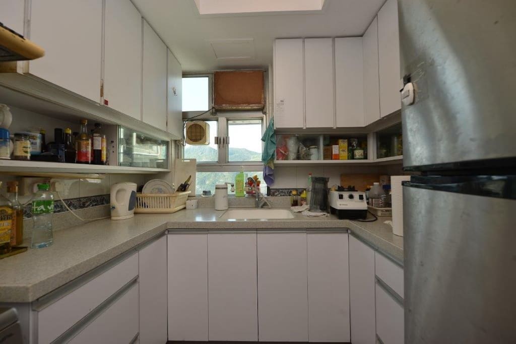 Kitchen area