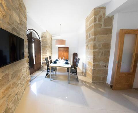Upper apartment 2d SOL DE MAYO