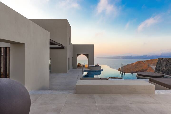 Grand Villa with Private Heated Pool Arota Villas gallery image 4