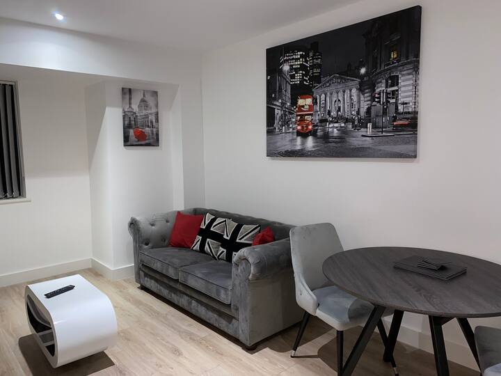 Broadoaks Apartment 20 1 Bed UK Theme Condominiums for Rent in Solihull , West Midlands