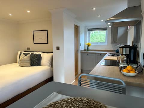 Cosy Studio Hideaway near Carbost - Isle of Skye