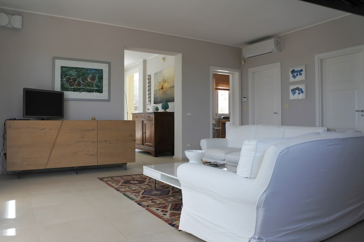 Proprietà Airbnb di successo: Villa among the Olive Trees a Siracusa