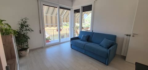 Popular Airbnb listing: Sea view apartment CITRA 010037-LT-0096 in Moneglia