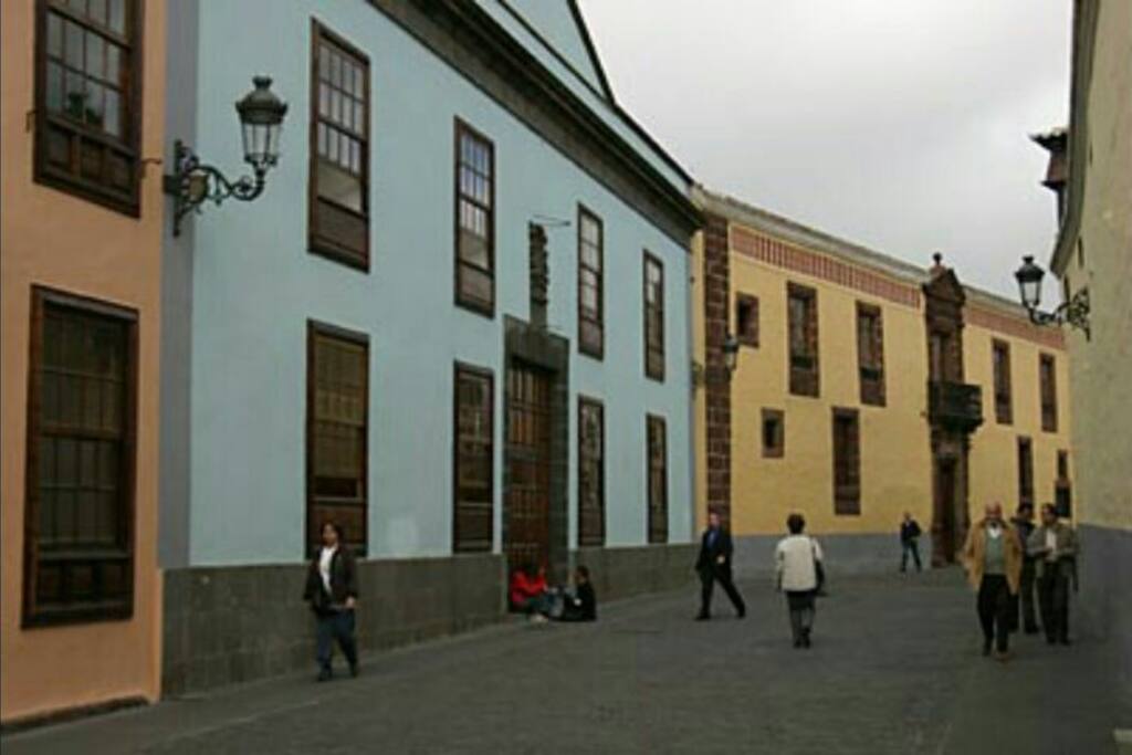 Zona cerca plaza del adelantado
