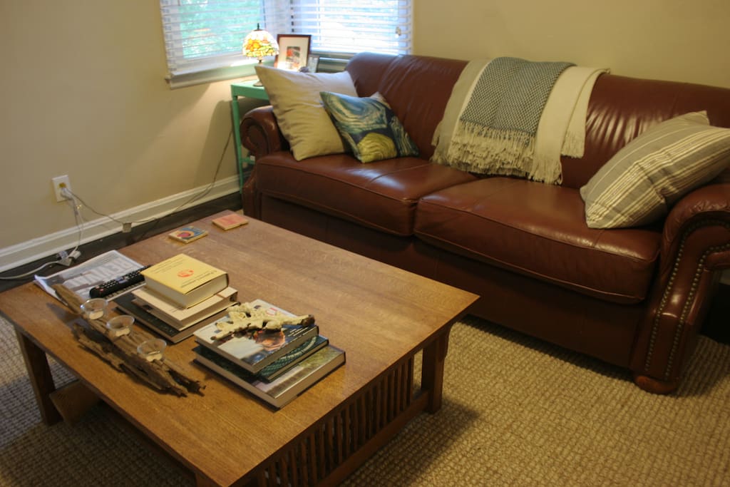 Cozy living room with smart TV, Hulu, and Amazon Video