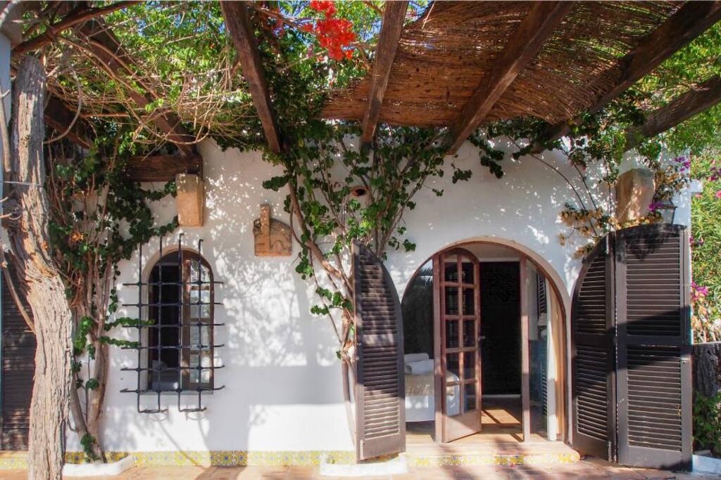 Chambre donnant sur terrasse