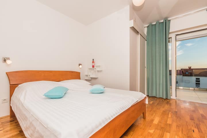 Room 2