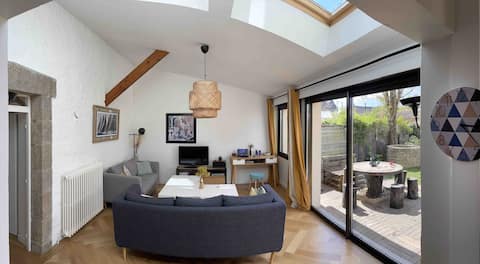 Propriété Airbnb réussie: House with beautiful garden 15 min walk from the center à Vannes