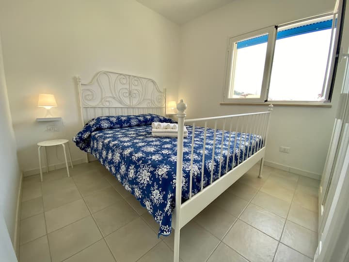 Cámara 1 Matrimoniale/ Cama matrimonial habitación 1 