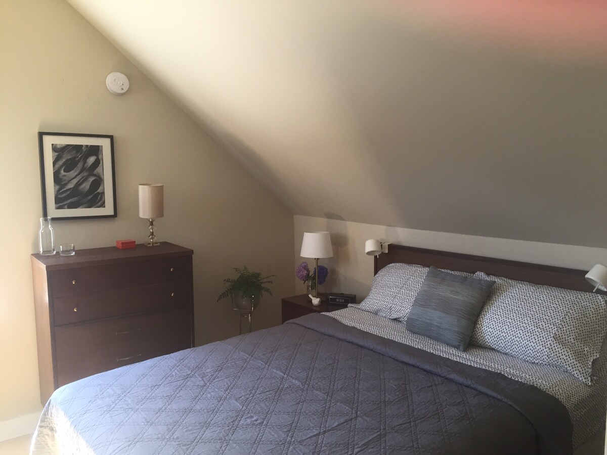 光线充足的卧室# 2